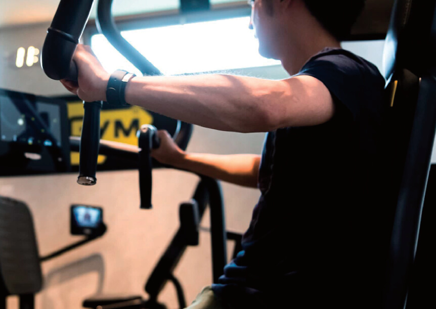 結果の出る「楽×続く」AI搭載フィットネス