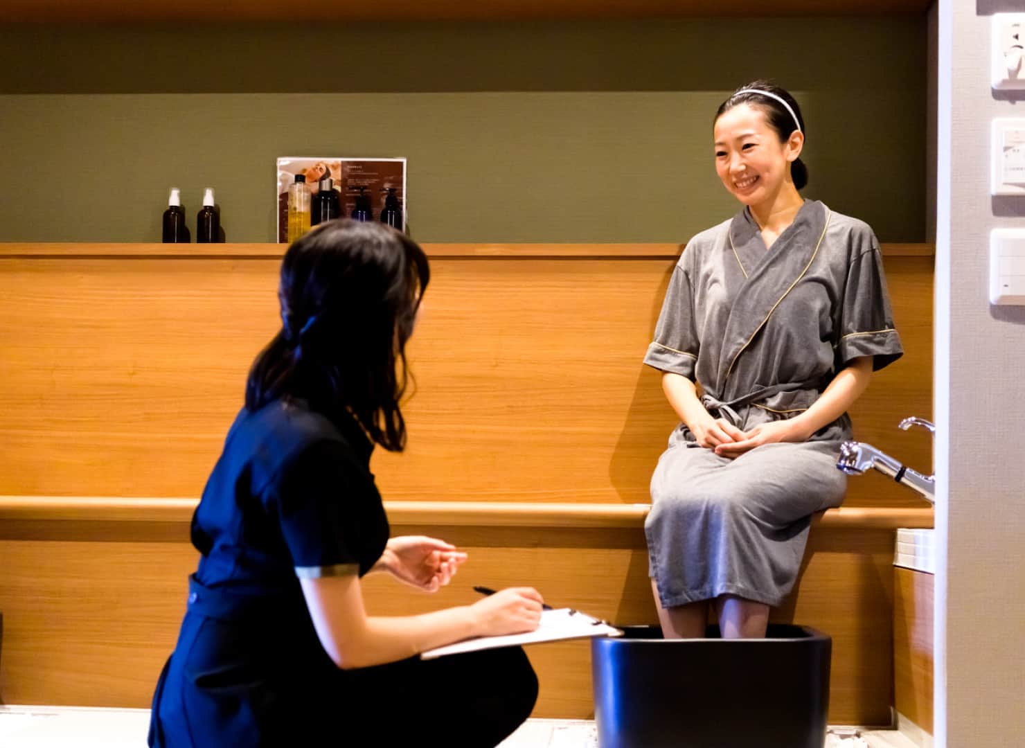 お客様のお悩みに寄り添う
丁寧なカウンセリングを